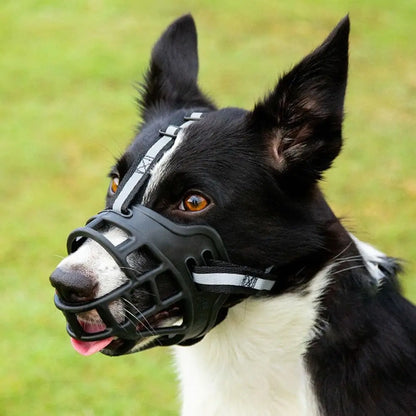 Anti-Biting Adjustable Dog Muzzle Fashion Breathable With Reflective Strip Dog Mouth Cover Plastic Can Drink Water